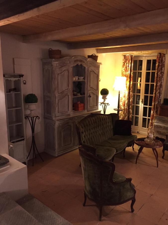 Cascina La Castagnara Bed & Breakfast Oriolo  ภายนอก รูปภาพ