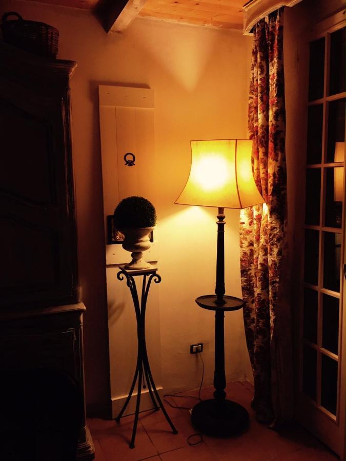 Cascina La Castagnara Bed & Breakfast Oriolo  ภายนอก รูปภาพ
